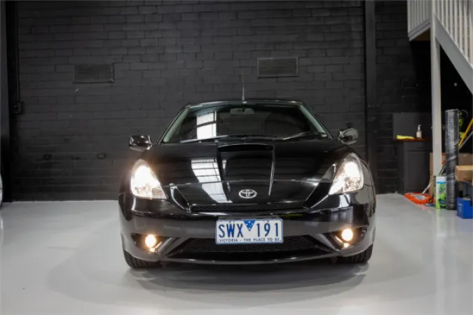 2004 TOYOTA CELICA — photo