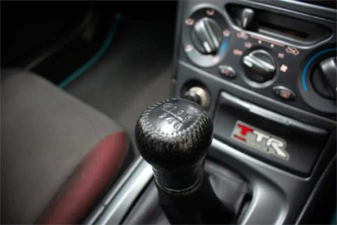 2004 TOYOTA CELICA — photo