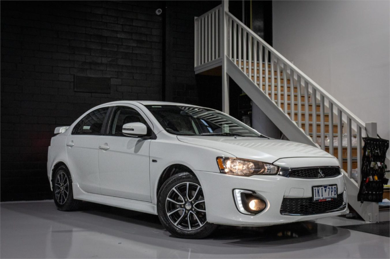 2016 MITSUBISHI LANCER — photo