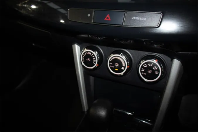 2016 MITSUBISHI LANCER — photo