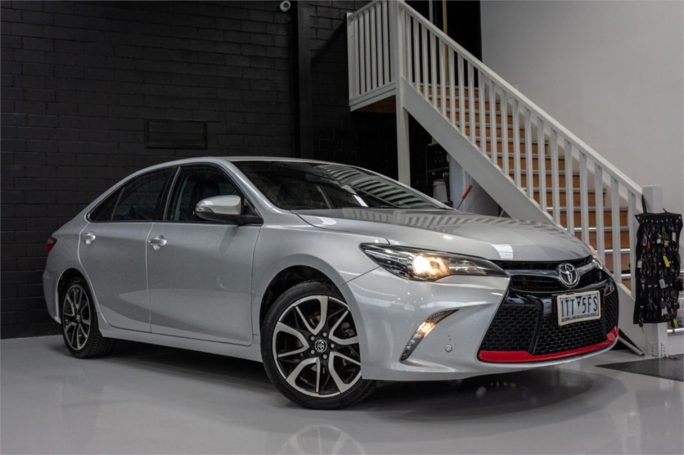 2016 TOYOTA CAMRY — photo