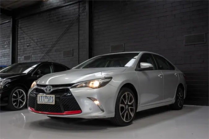 2016 TOYOTA CAMRY — photo