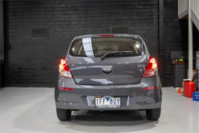 2015 HYUNDAI i20 — photo