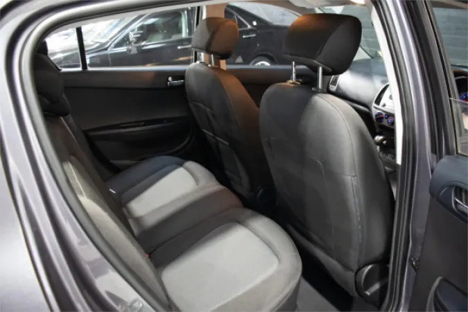 2015 HYUNDAI i20 — photo