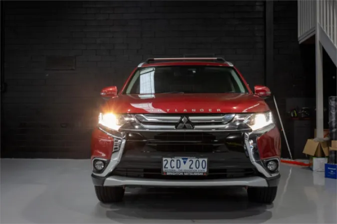 2016 MITSUBISHI OUTLANDER — photo