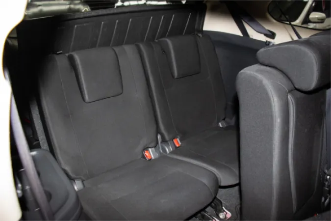 2016 MITSUBISHI OUTLANDER — photo