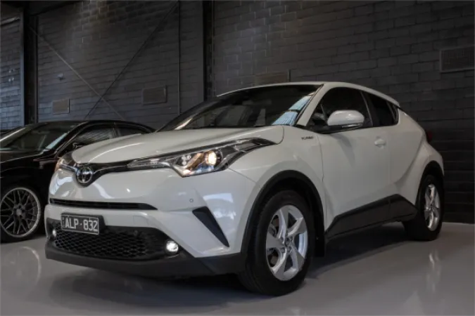 2016 TOYOTA C-HR — photo