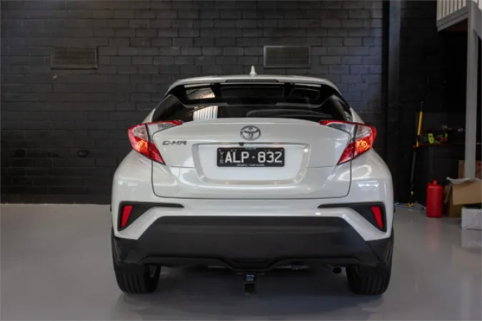 2016 TOYOTA C-HR — photo