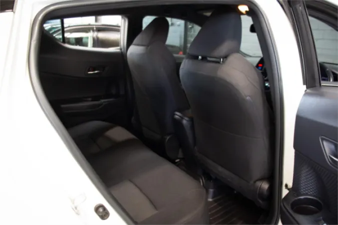 2016 TOYOTA C-HR — photo