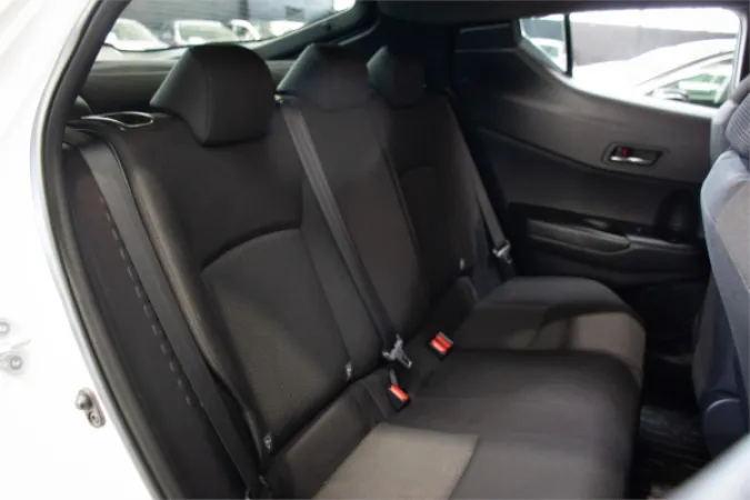 2016 TOYOTA C-HR — photo