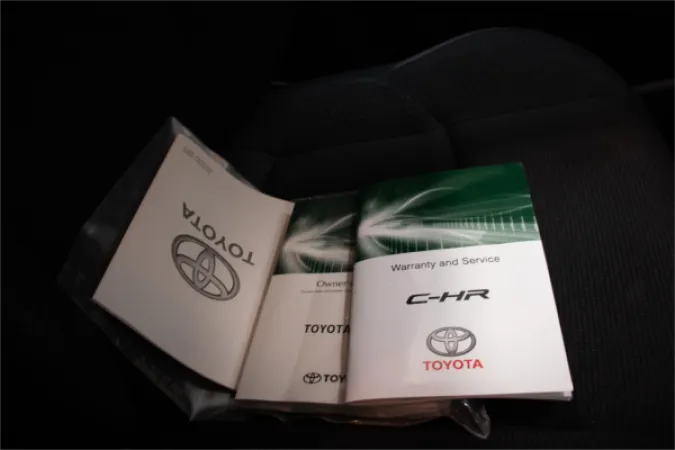 2016 TOYOTA C-HR — photo