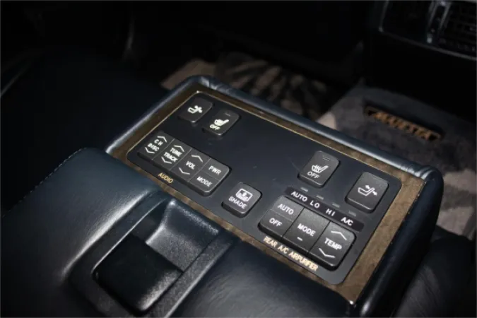 2007 TOYOTA CROWN — photo