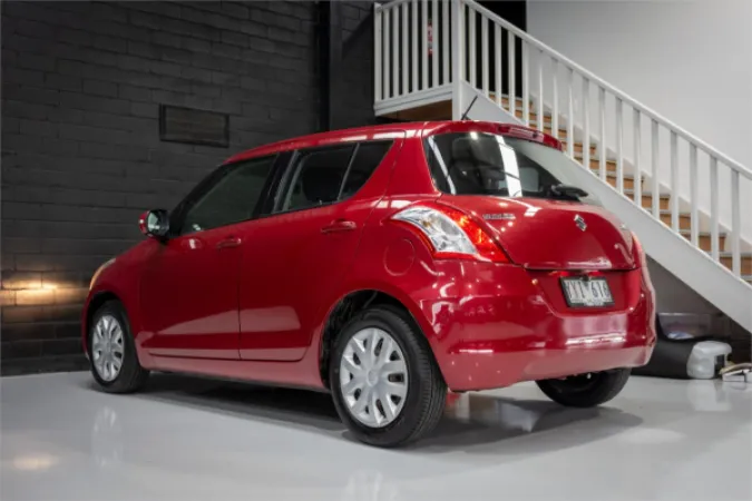 2012 SUZUKI SWIFT — photo