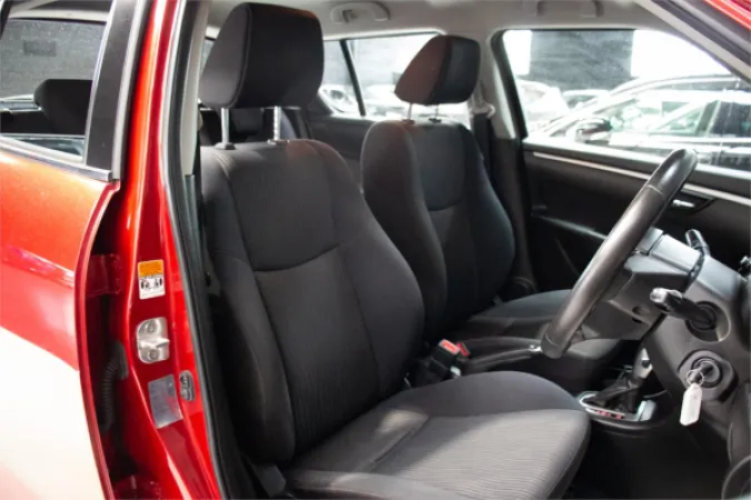 2012 SUZUKI SWIFT — photo