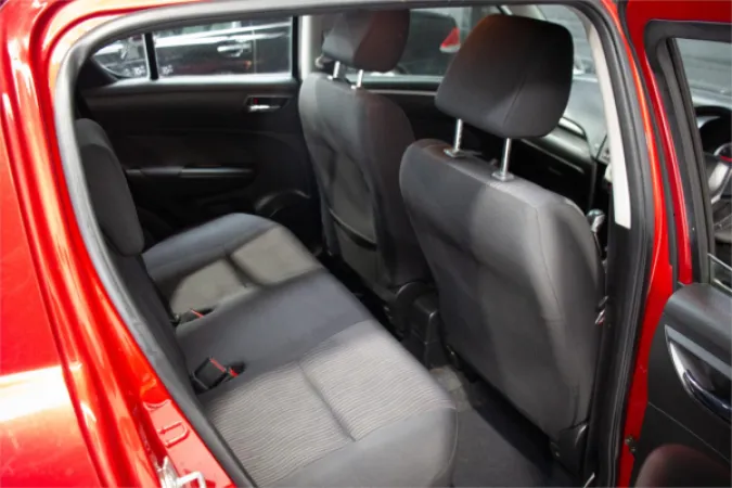2012 SUZUKI SWIFT — photo