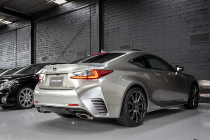 2015 LEXUS RC300h — photo