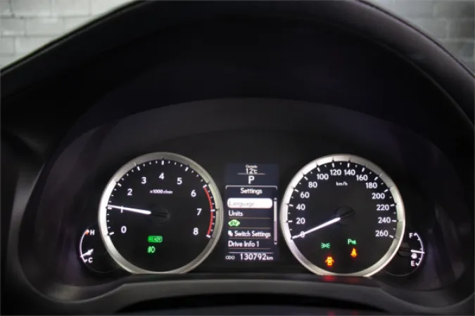 2015 LEXUS RC300h — photo
