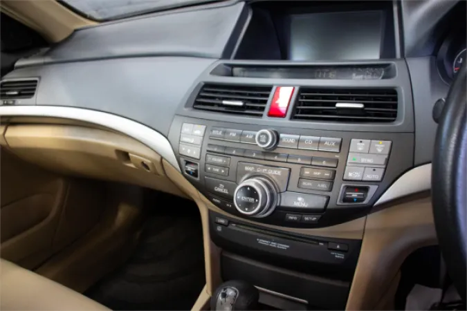 2010 HONDA ACCORD — photo