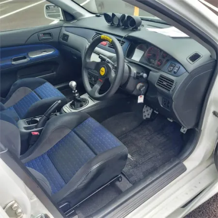 2003 MITSUBISHI LANCER — photo