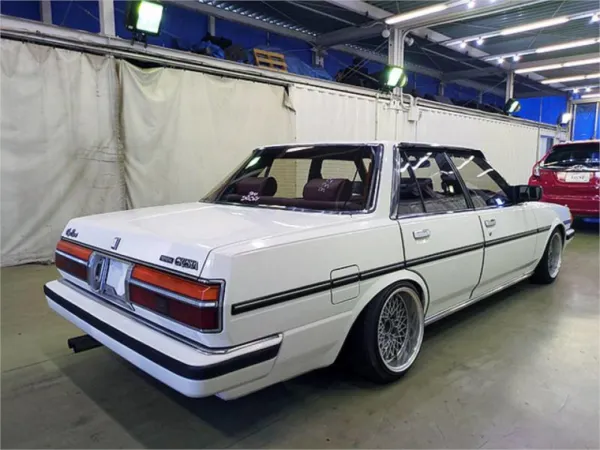 1987 TOYOTA CRESTA — photo