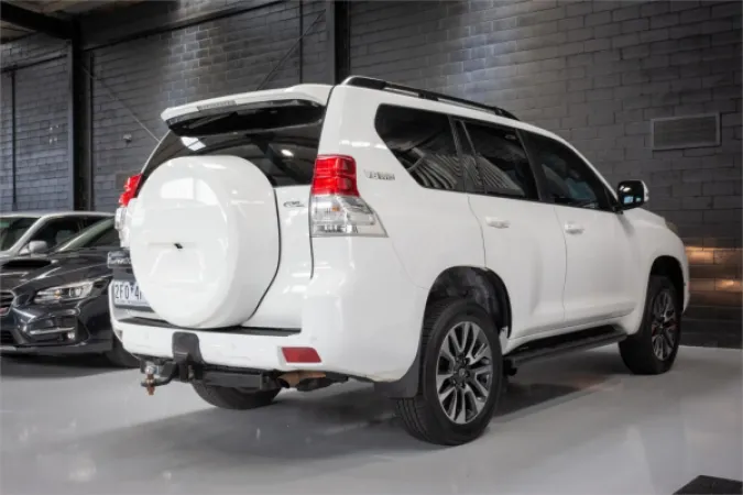 2009 TOYOTA LANDCRUISER — photo