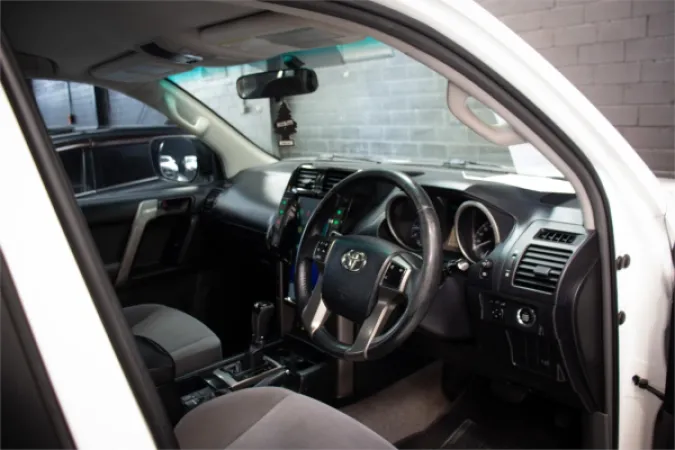 2009 TOYOTA LANDCRUISER — photo