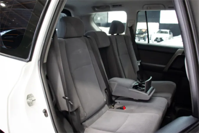 2009 TOYOTA LANDCRUISER — photo