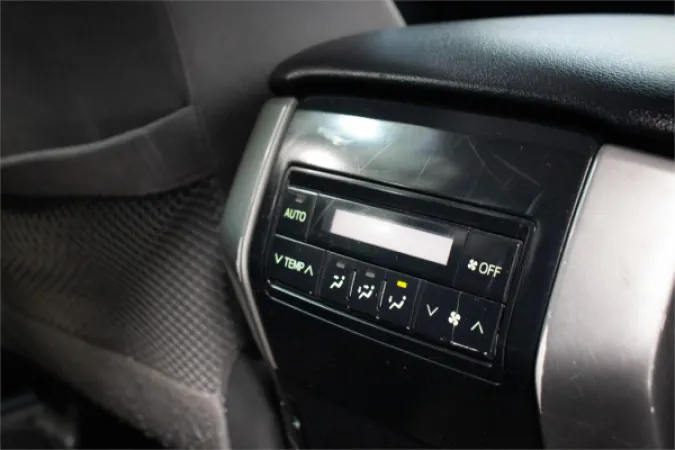 2009 TOYOTA LANDCRUISER — photo