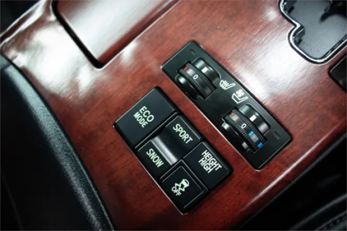 2009 TOYOTA CROWN — photo