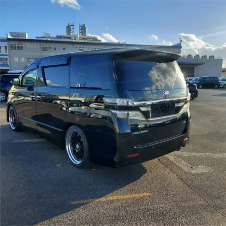 2013 TOYOTA VELLFIRE — photo