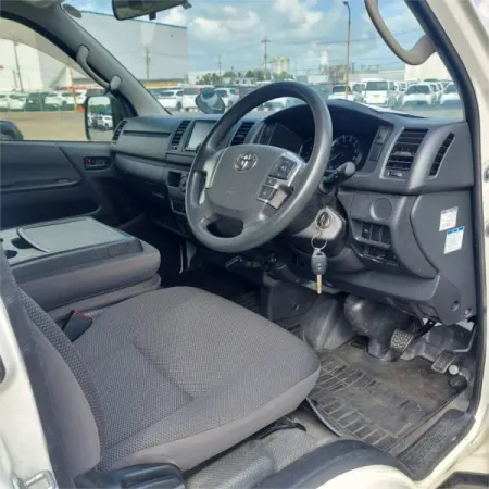 2020 TOYOTA HIACE — photo