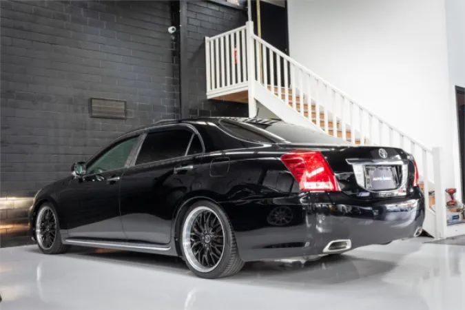 2009 TOYOTA CROWN — photo