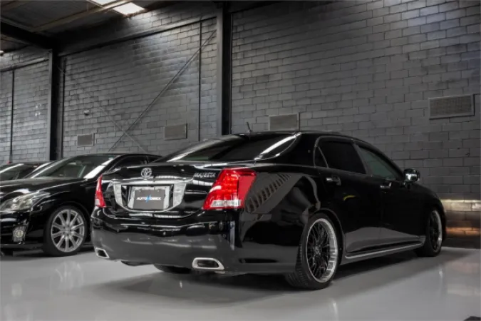 2009 TOYOTA CROWN — photo