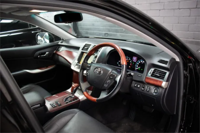 2009 TOYOTA CROWN — photo
