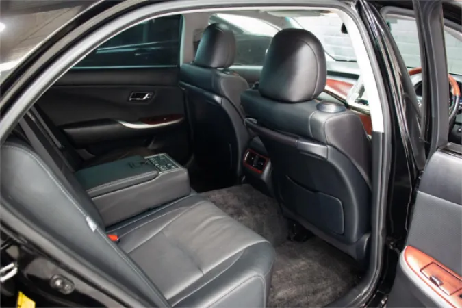 2009 TOYOTA CROWN — photo