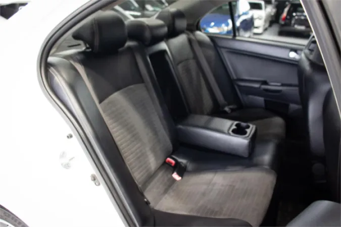 2007 MITSUBISHI LANCER — photo