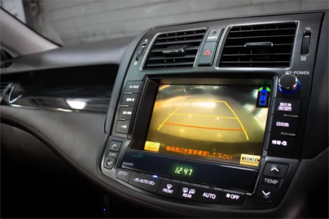 2010 TOYOTA CROWN — photo