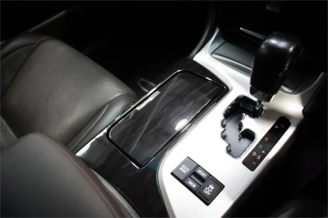 2010 TOYOTA CROWN — photo
