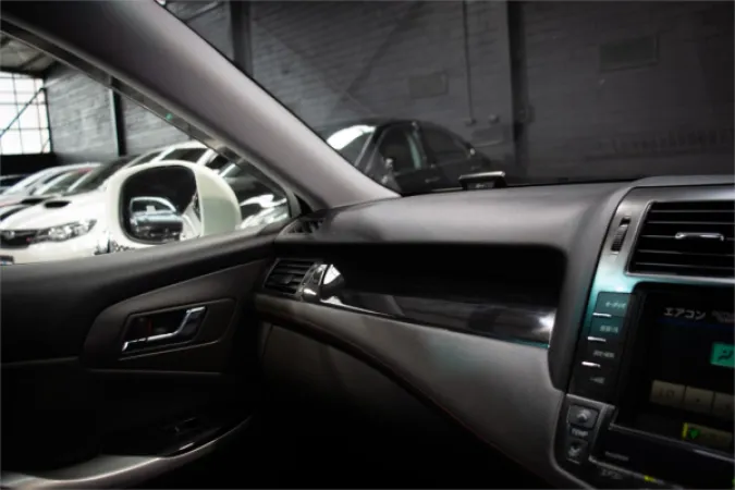 2010 TOYOTA CROWN — photo