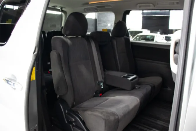 2012 TOYOTA ALPHARD — photo