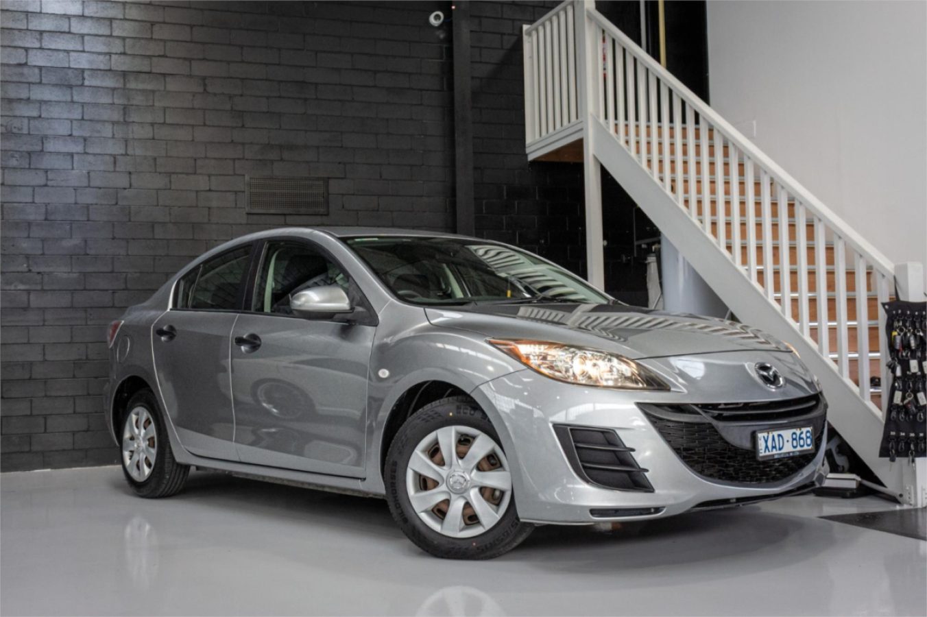 2009 MAZDA MAZDA3 — photo