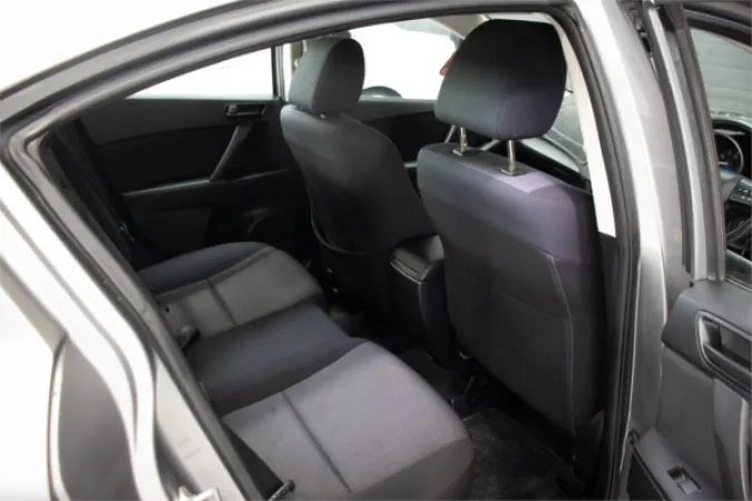 2009 MAZDA MAZDA3 — photo