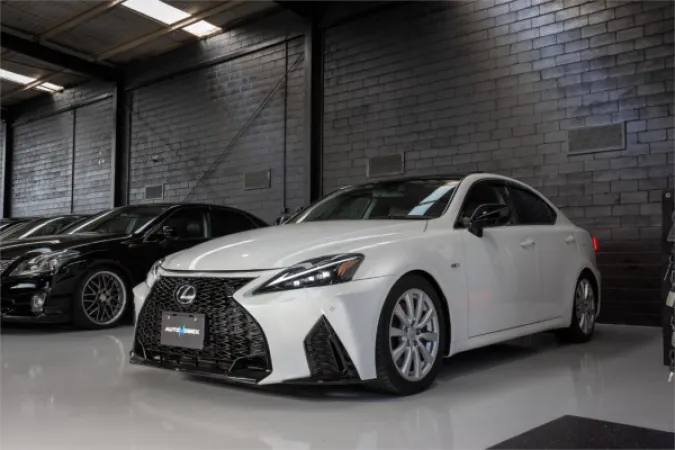 2007 LEXUS IS350 — photo