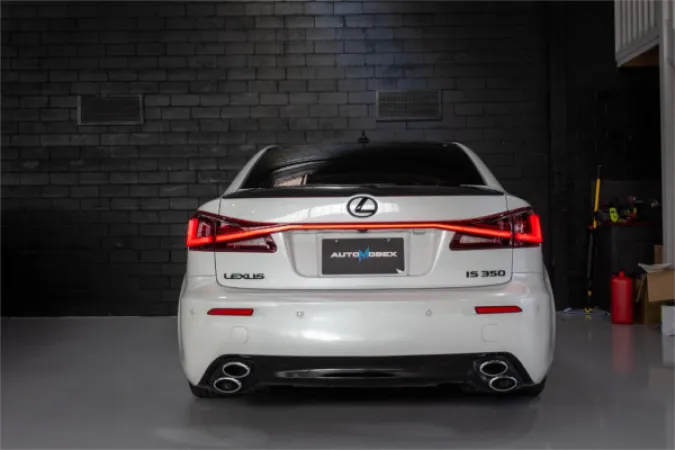 2007 LEXUS IS350 — photo