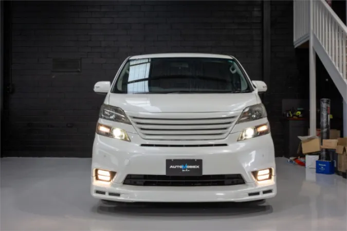 2009 TOYOTA VELLFIRE — photo