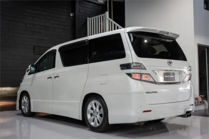 2009 TOYOTA VELLFIRE — photo