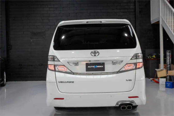 2009 TOYOTA VELLFIRE — photo