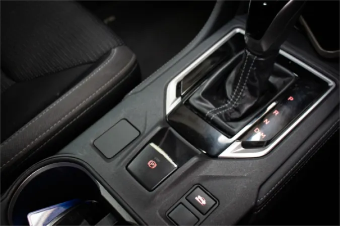 2016 SUBARU IMPREZA — photo