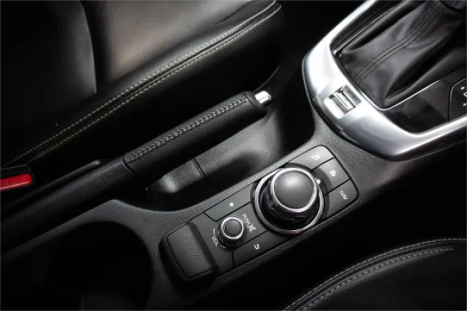 2016 MAZDA MAZDA2 — photo