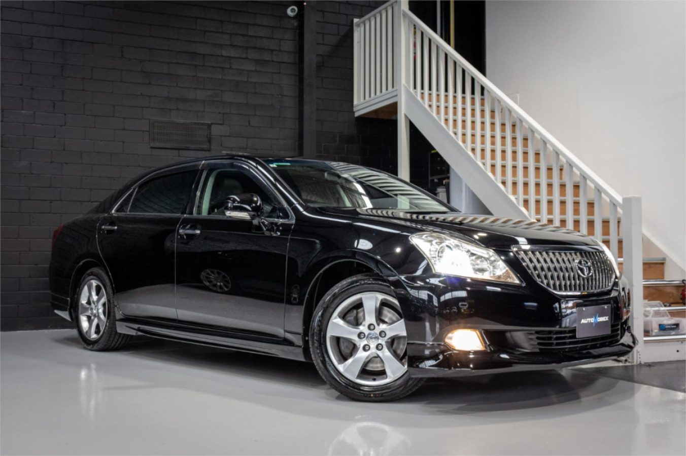 2009 TOYOTA CROWN — photo